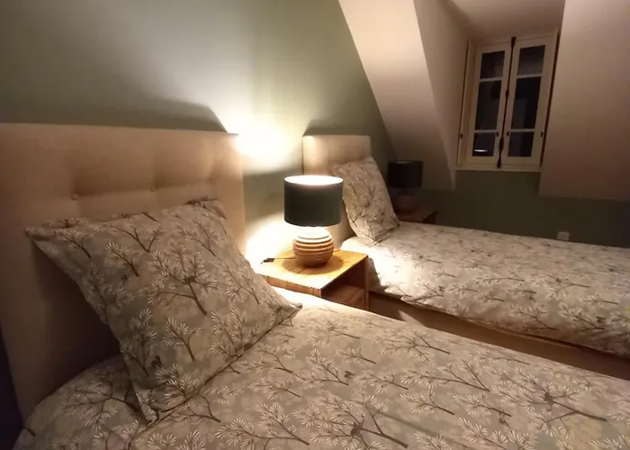 La Du Lys Bed & Breakfast 3*