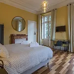 Du Lys Bed and Breakfast