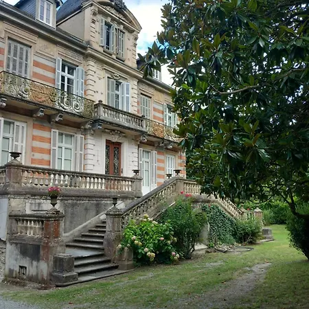 فندق مبيت وإفطار Du Lys Bagnères-de-Luchon